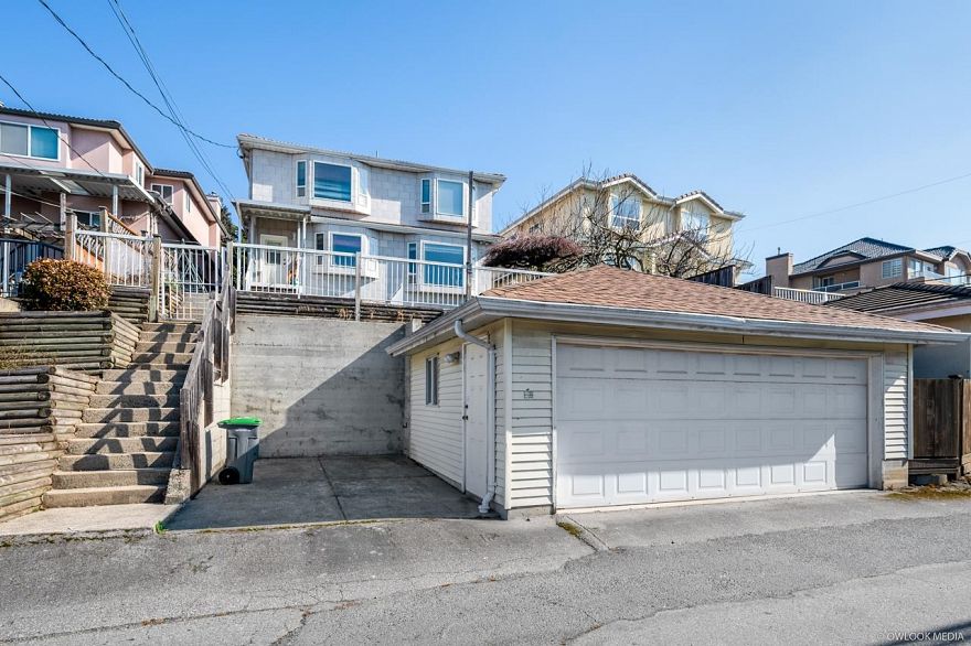 2154 Burquitlam Drive