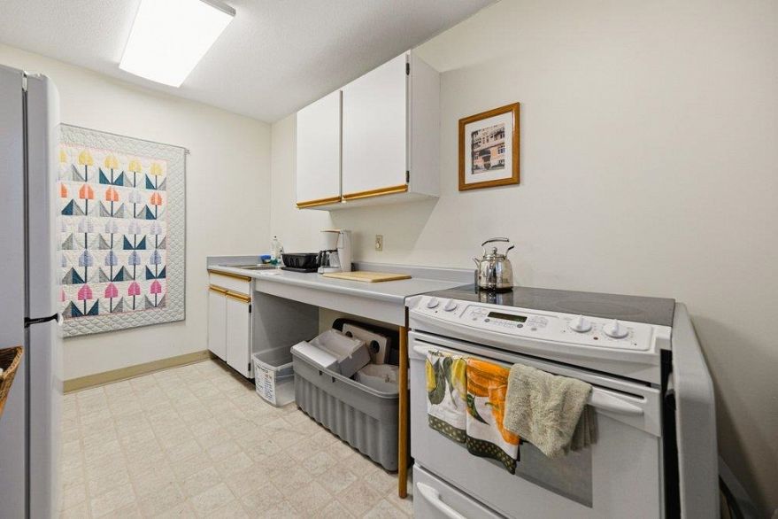 411 1125 Gilford Street