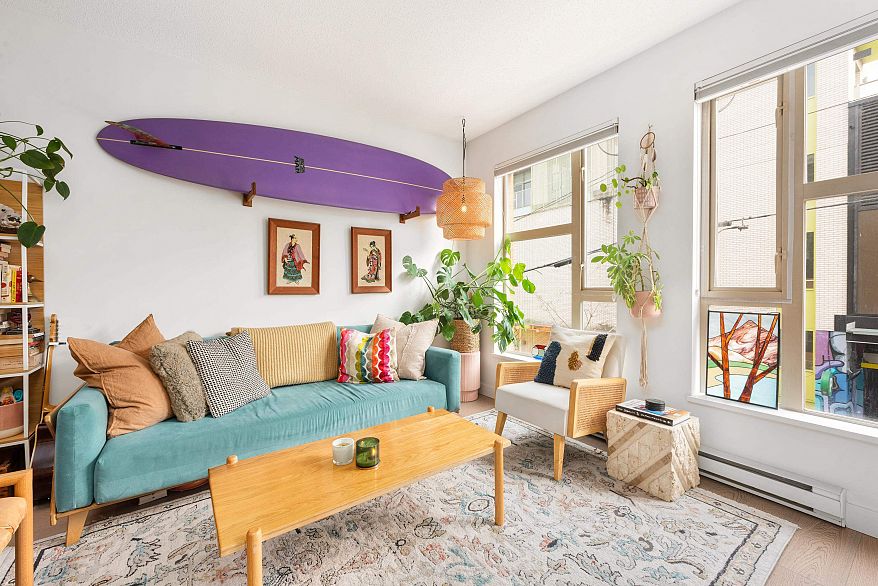 212 205 E 10th Avenue