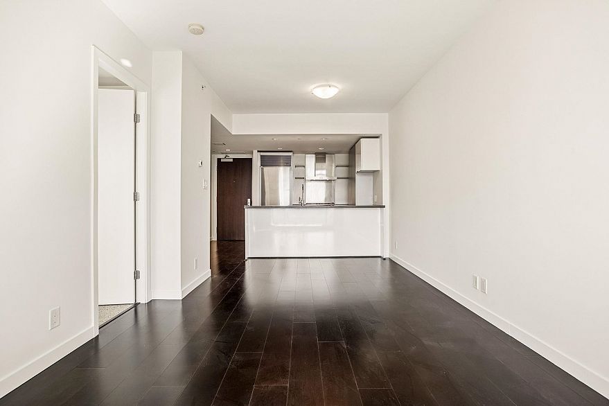 2202 788 Richards Street