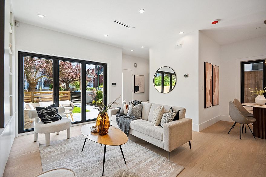 #1 1079 E 14th Avenue