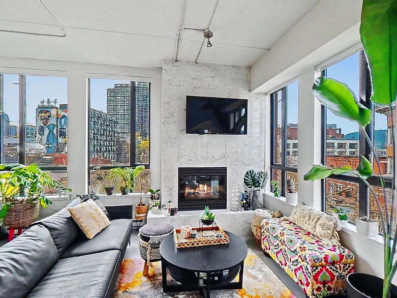 501 28 Powell Street