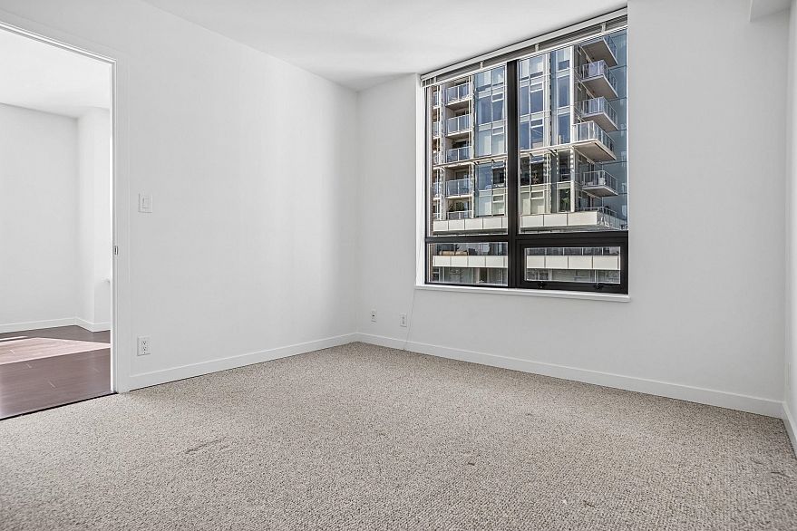 2203 788 Richards Street