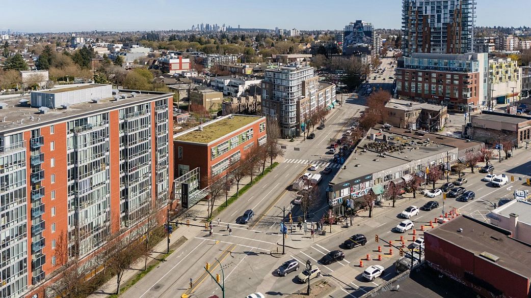 219 288 E 8th Avenue