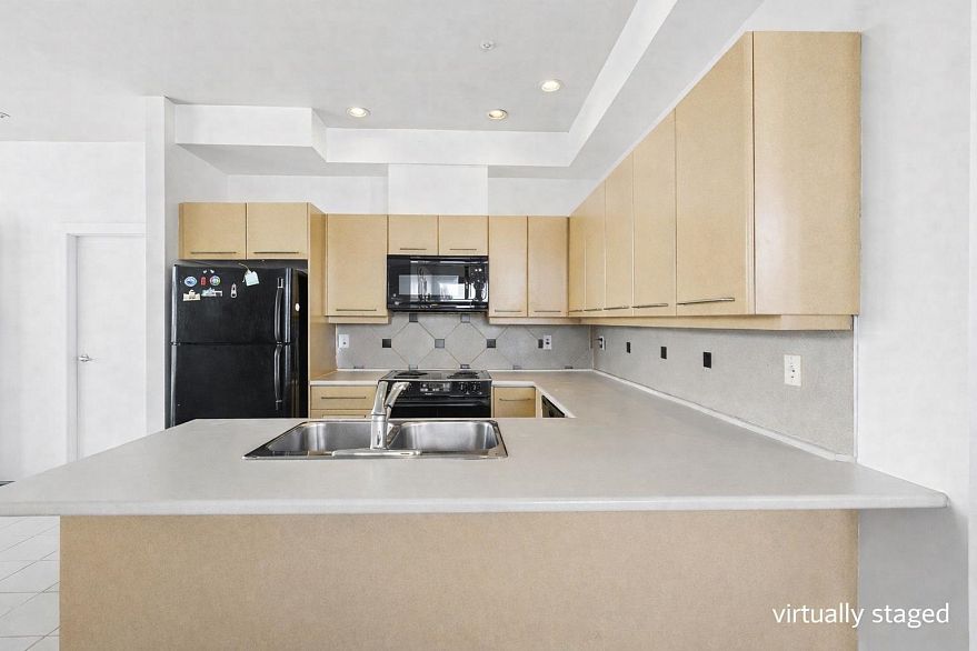 PH4 2088 W 11th Avenue