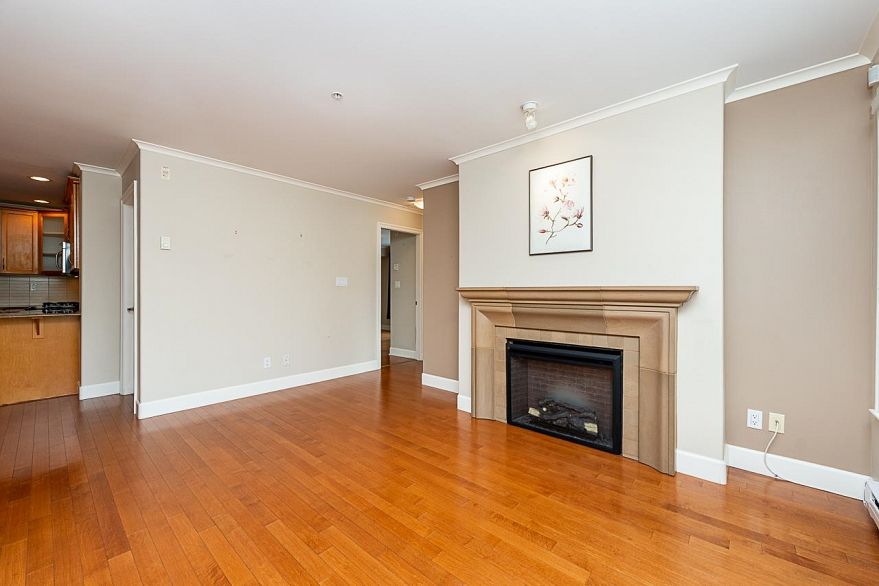 203 2103 W 45th Avenue