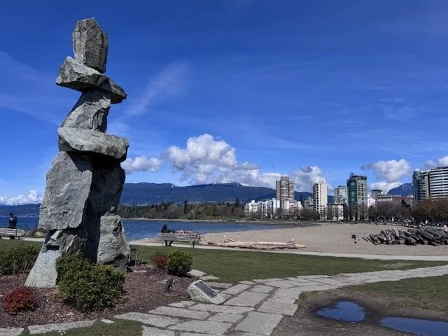 411 1125 Gilford Street