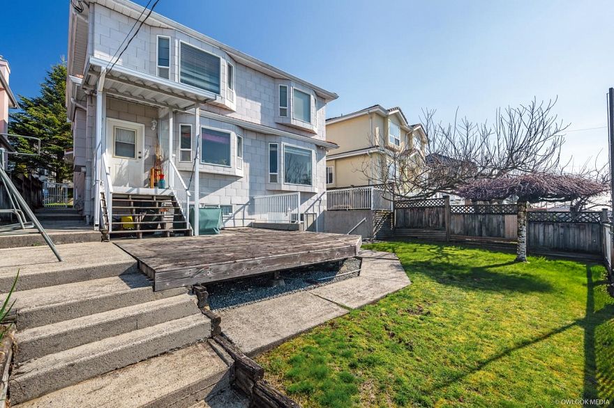 2154 Burquitlam Drive