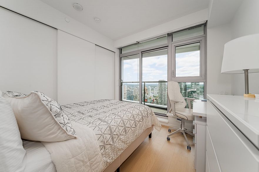 3501 889 Pacific Street