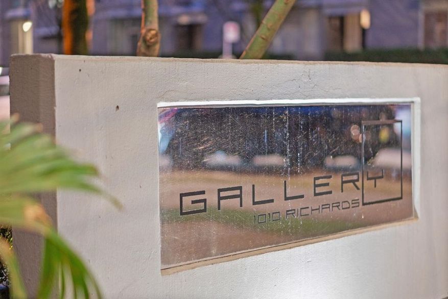 1103 1010 Richards Street