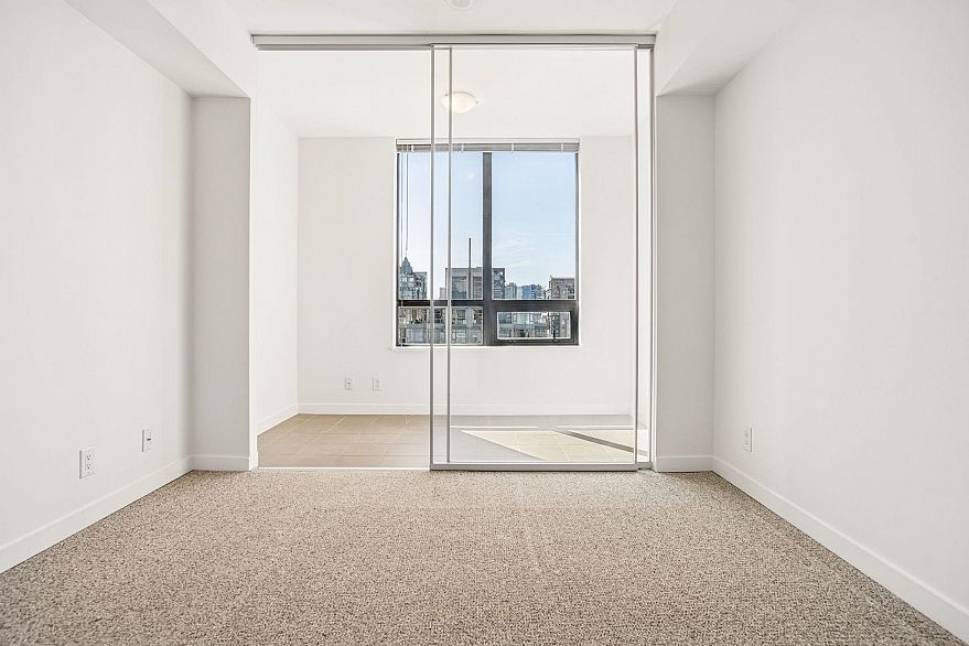 2202 788 Richards Street