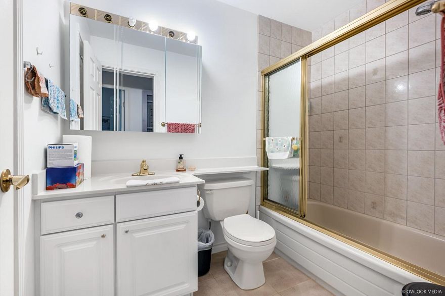 2154 Burquitlam Drive