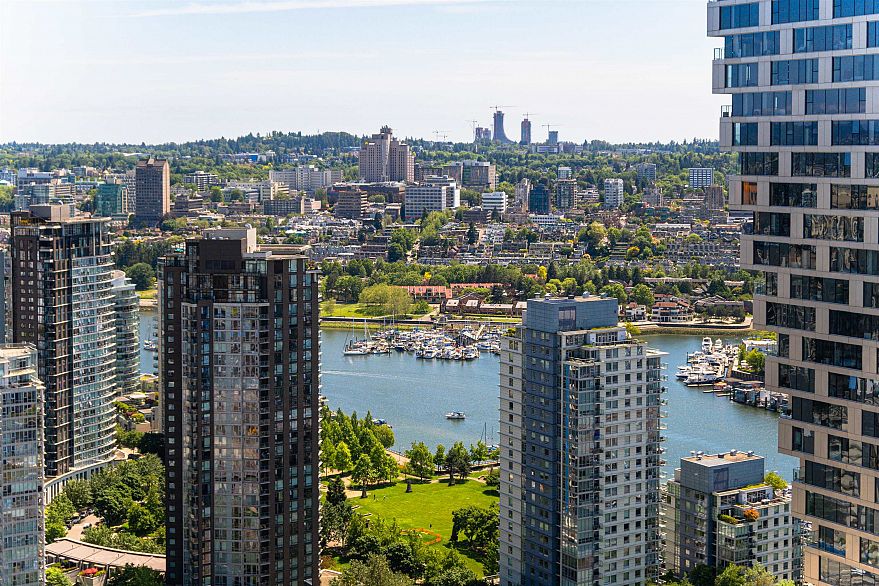 3501 889 Pacific Street