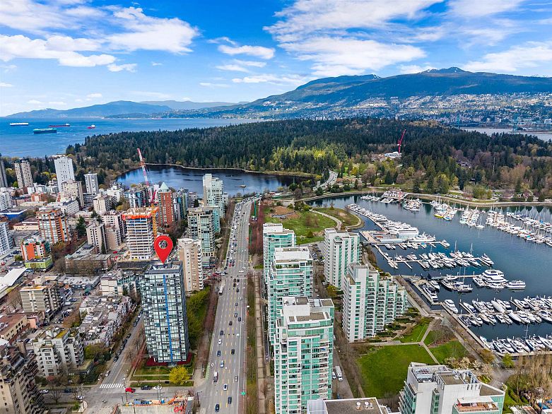 1002 1723 Alberni Street