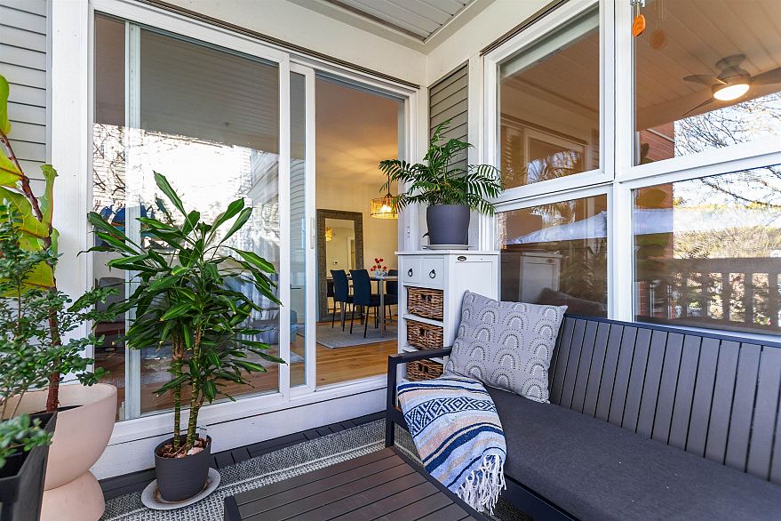 204 1868 W 5th Avenue