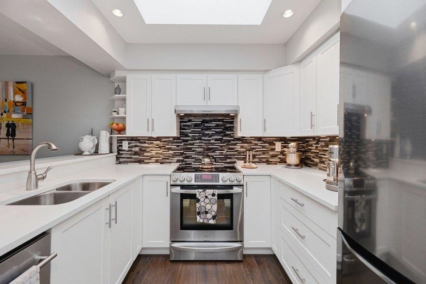 411 1125 Gilford Street