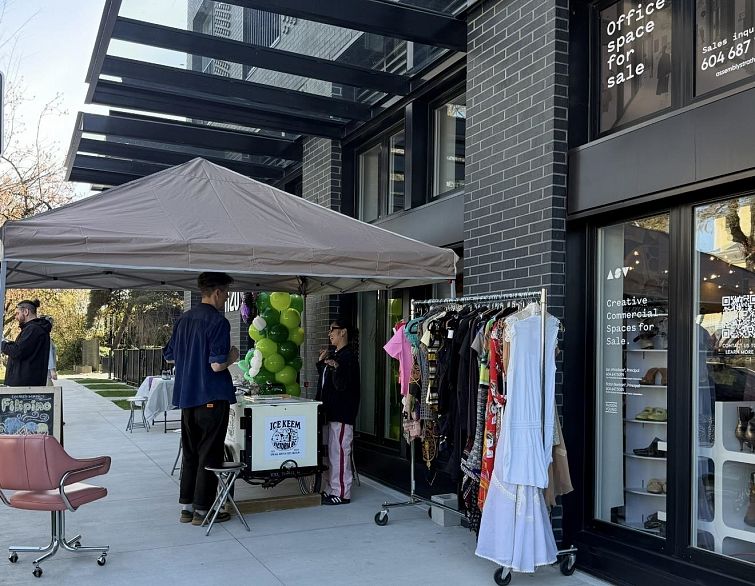 211 1220 E Pender Street