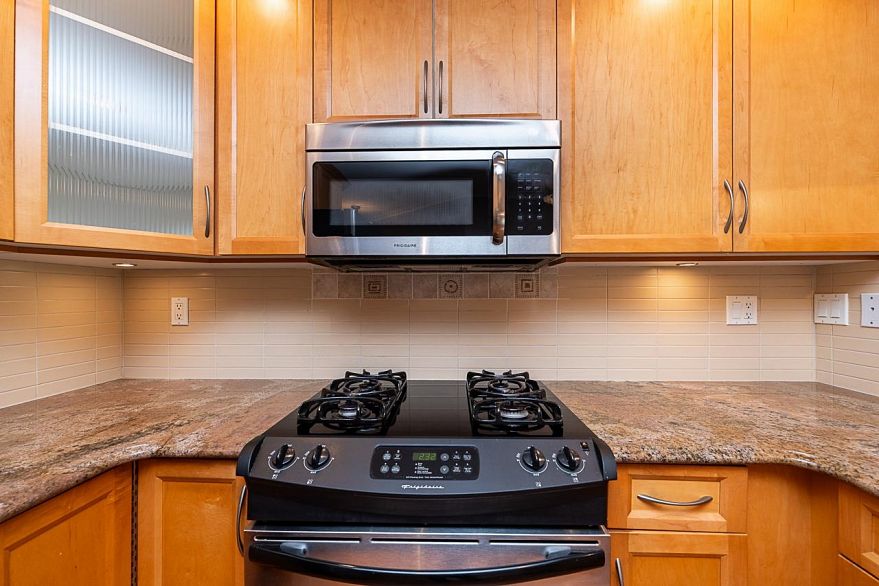 203 2103 W 45th Avenue