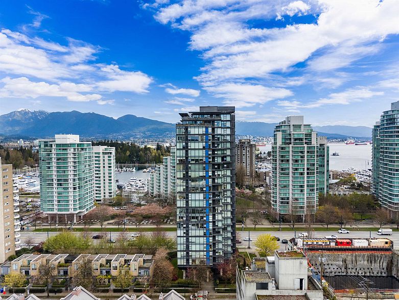 1002 1723 Alberni Street