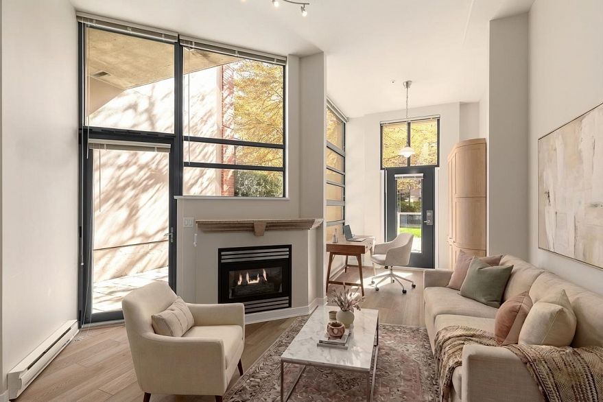 102 2228 Marstrand Avenue