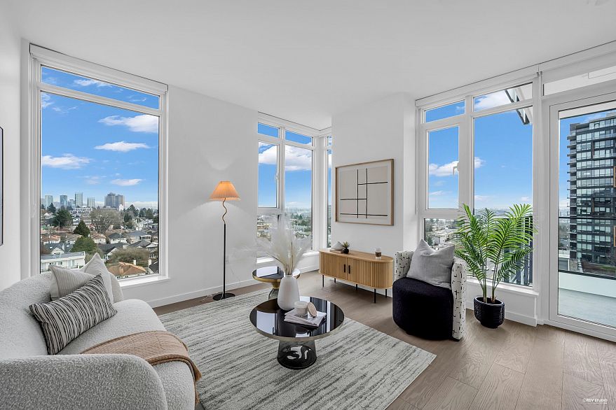 705 8415 Granville Street