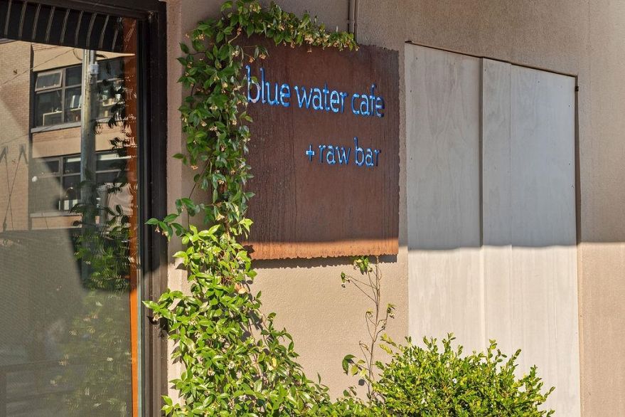 1103 1010 Richards Street