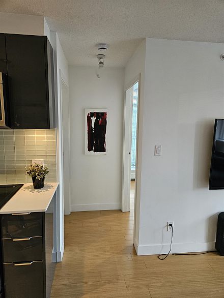 702 1325 Rolston Street