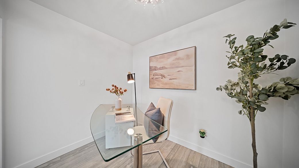 1238 Richards Street