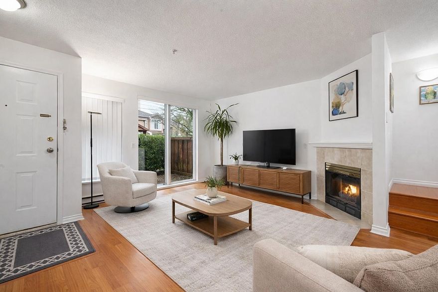 15 3428 Adanac Street