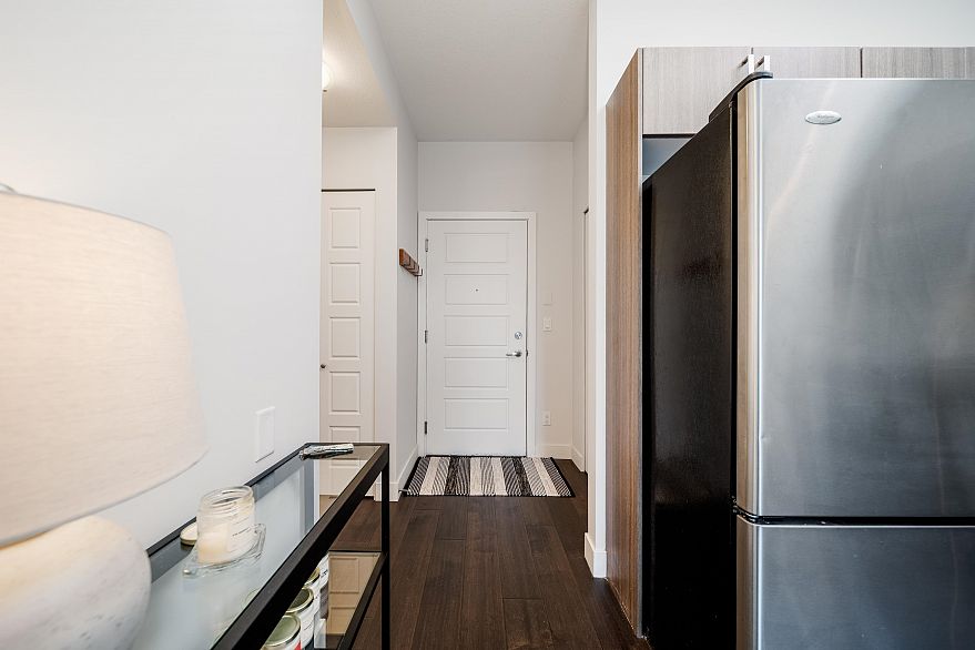 PH2 885 Salsbury Drive