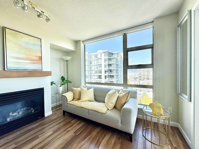 905 1316 W 11th Avenue