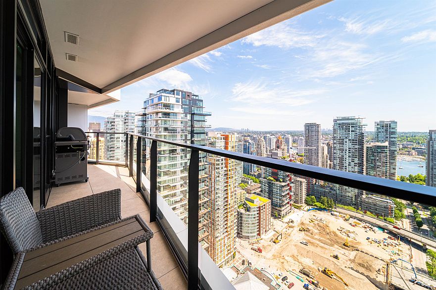 3501 889 Pacific Street