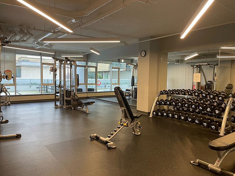 426 3438 Sawmill Crescent