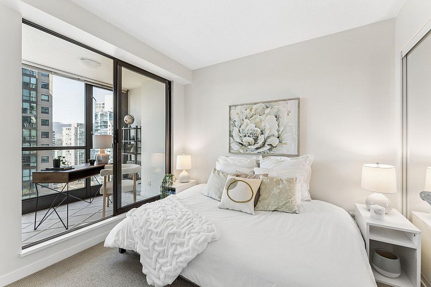 1907 1331 Alberni Street