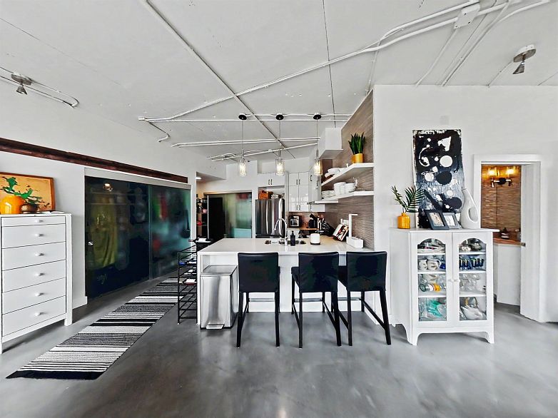 501 28 Powell Street