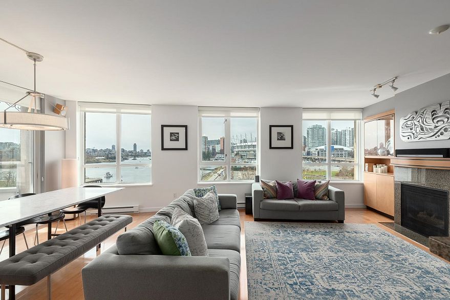 605 120 Milross Avenue