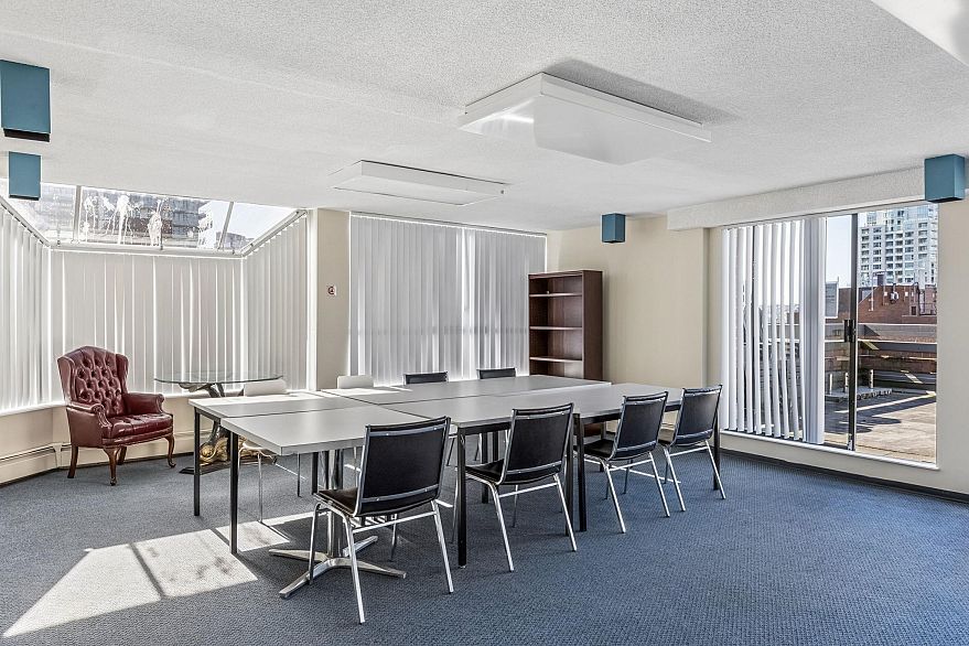 411 1330 Burrard Street