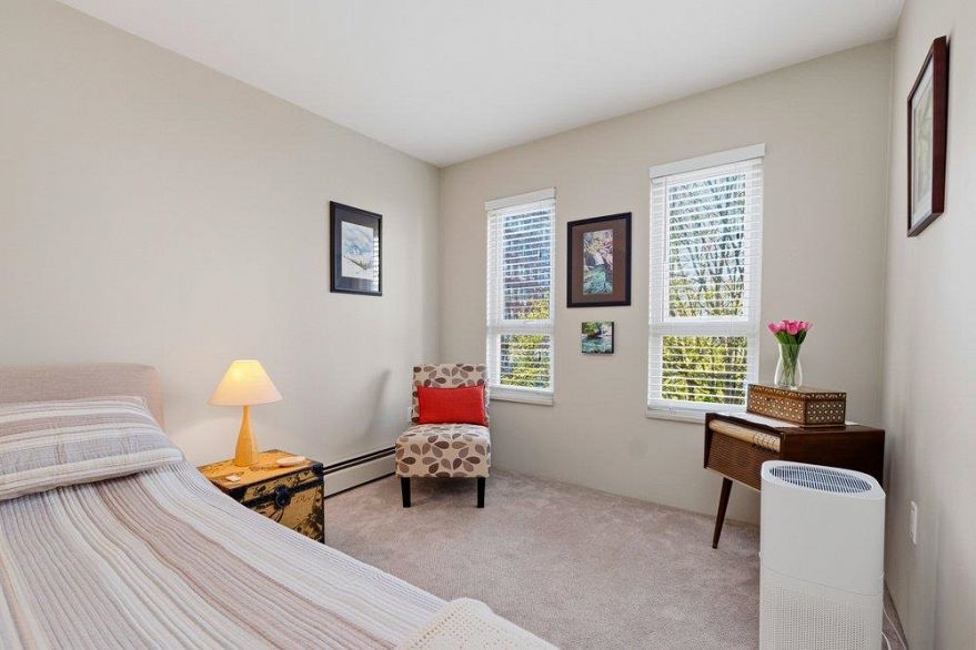 411 1125 Gilford Street