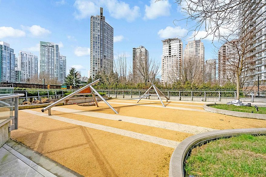 1887 87 Nelson Street