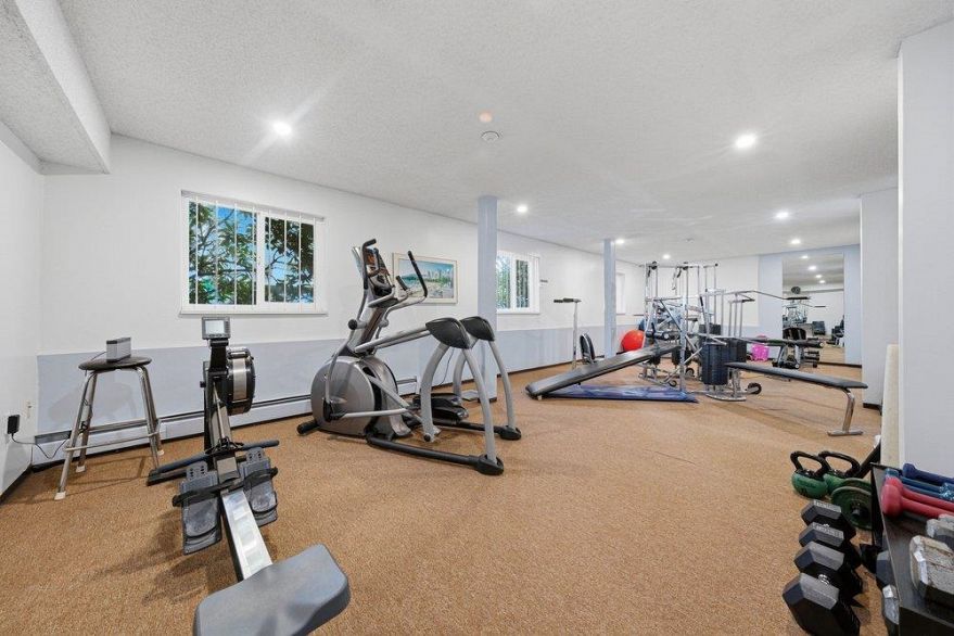 411 1125 Gilford Street