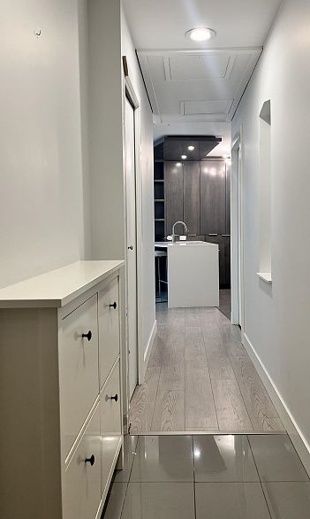 607 989 Nelson Street