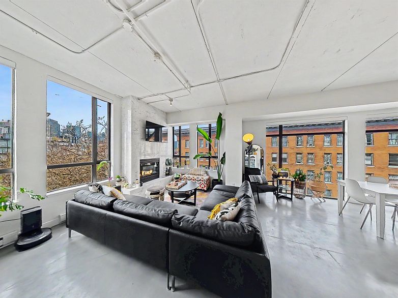 501 28 Powell Street