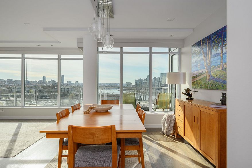 1402 181 W 1st Avenue