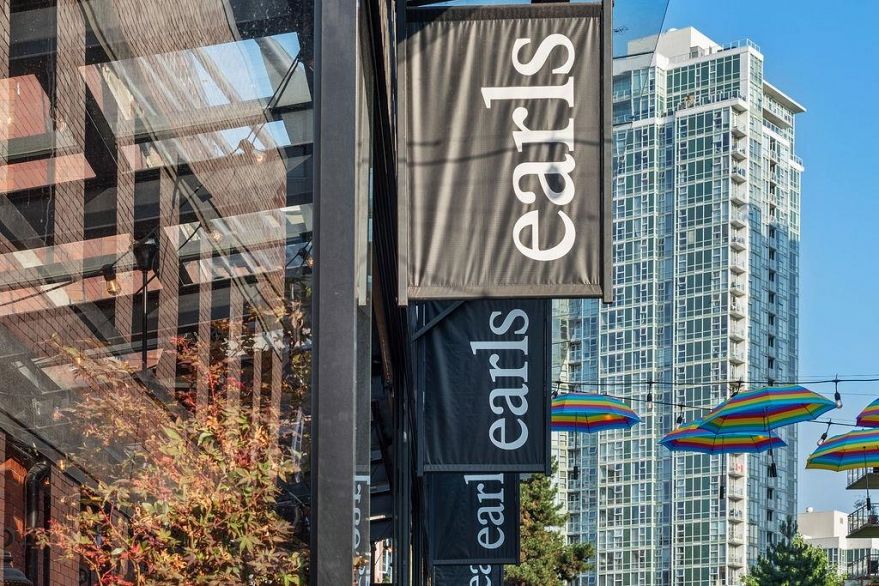 1103 1010 Richards Street