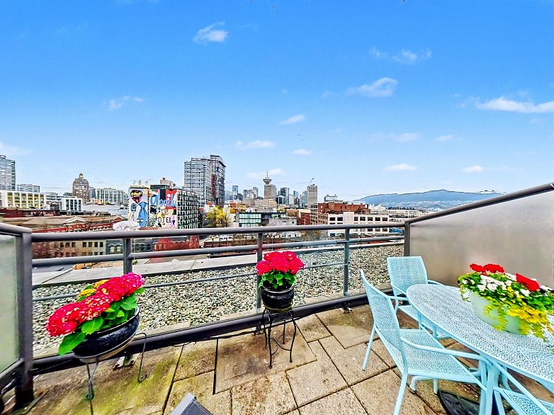 501 28 Powell Street