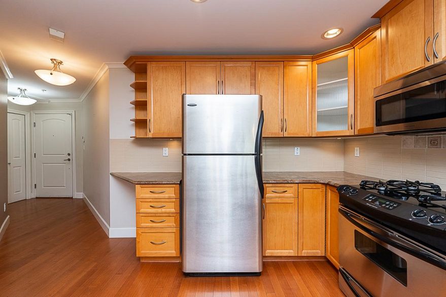 203 2103 W 45th Avenue