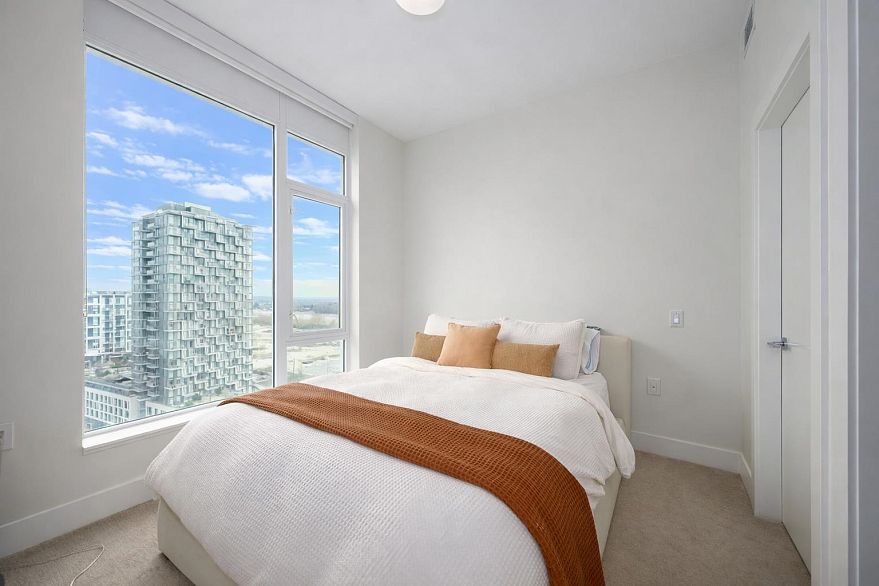 1601 8533 River District Crossing