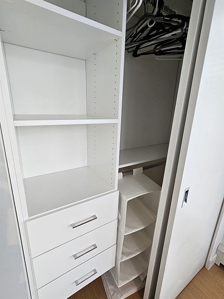 702 1325 Rolston Street