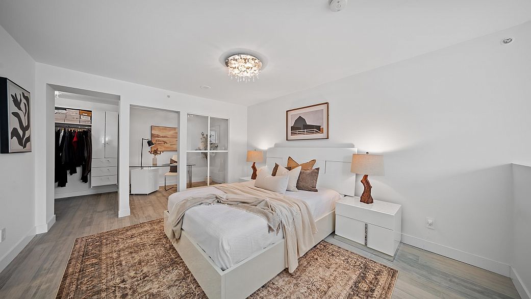 1238 Richards Street