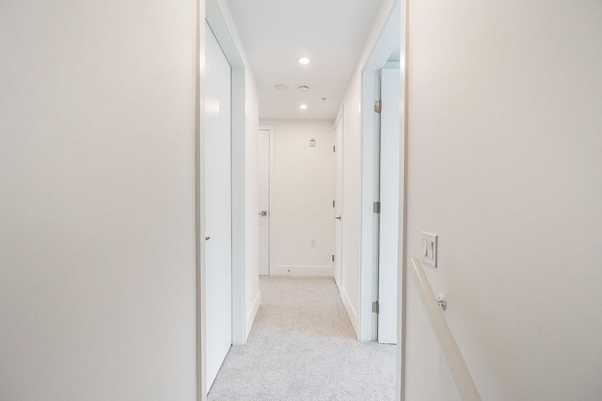 109 2085 E 1st Avenue